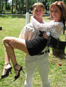 http://img169.imagevenue.com/loc1049/th_241655351_1313175702_1_123_1049lo.jpg