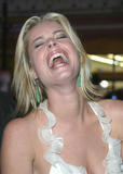 th_50408_Celebrity_City_Rebecca_Romijn_009_020_122_554lo.jpg