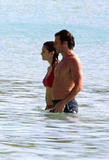 th_34056_Cindy_Crawford_Celebrity_City_Mix_04115_122_606lo.jpg